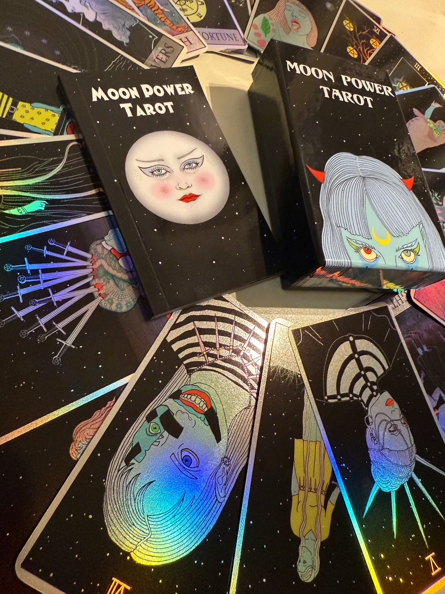 Moon Power Tarot 2.0 holographic!!!