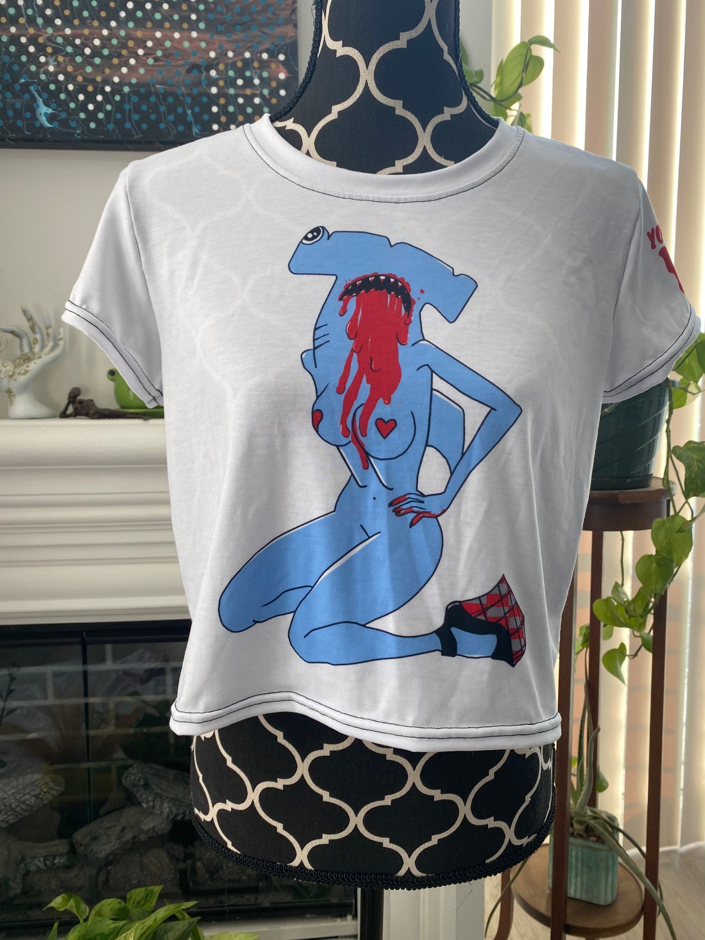 shark bait crop top- available in sizes xs -3xl
