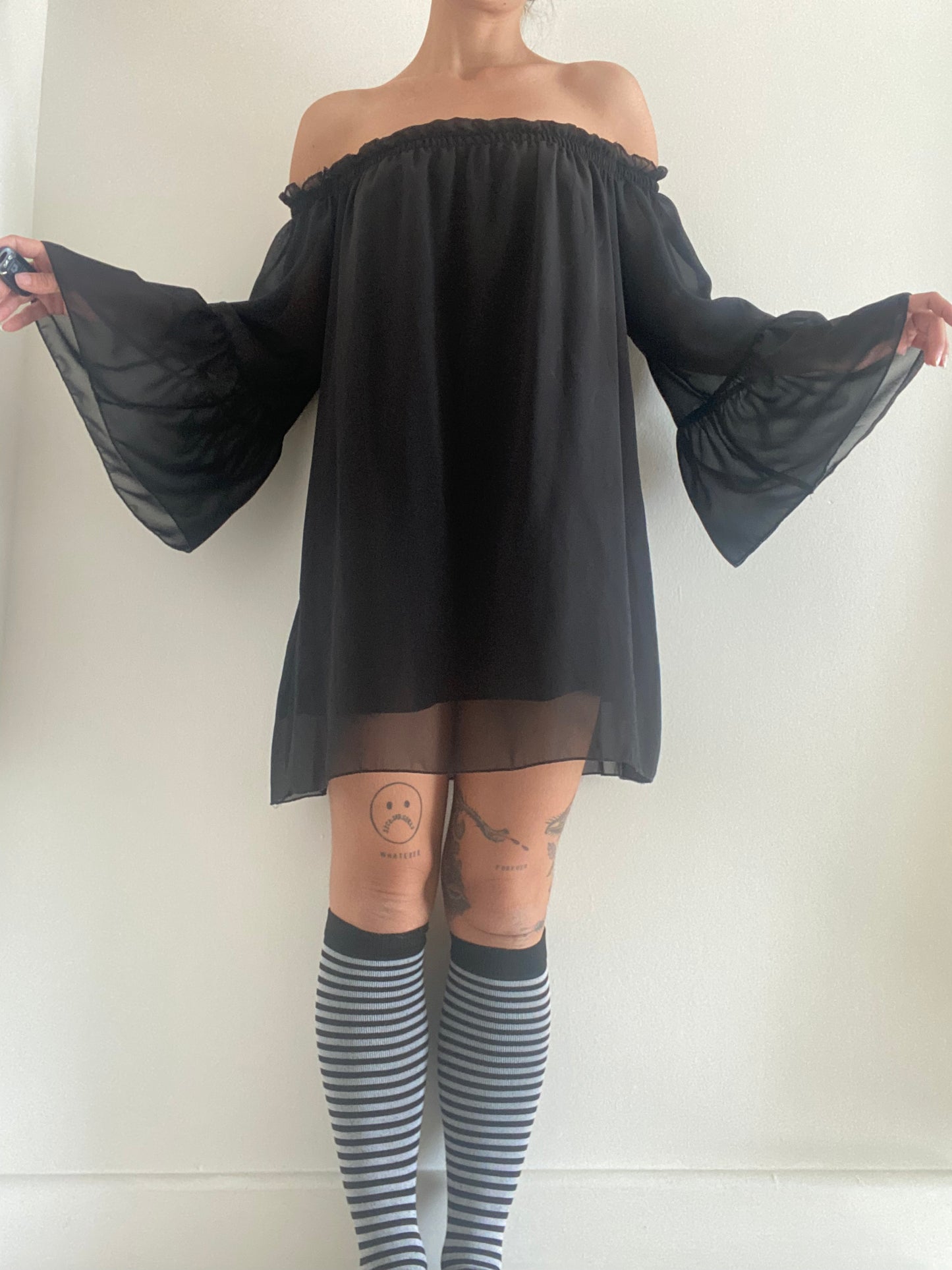 Lounging Morticia Addams Costume – sicksadgirls